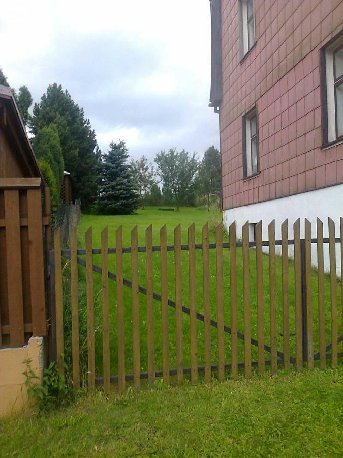 Apartmany U Kocoura Pod Klinovcem Kovářská Exteriör bild